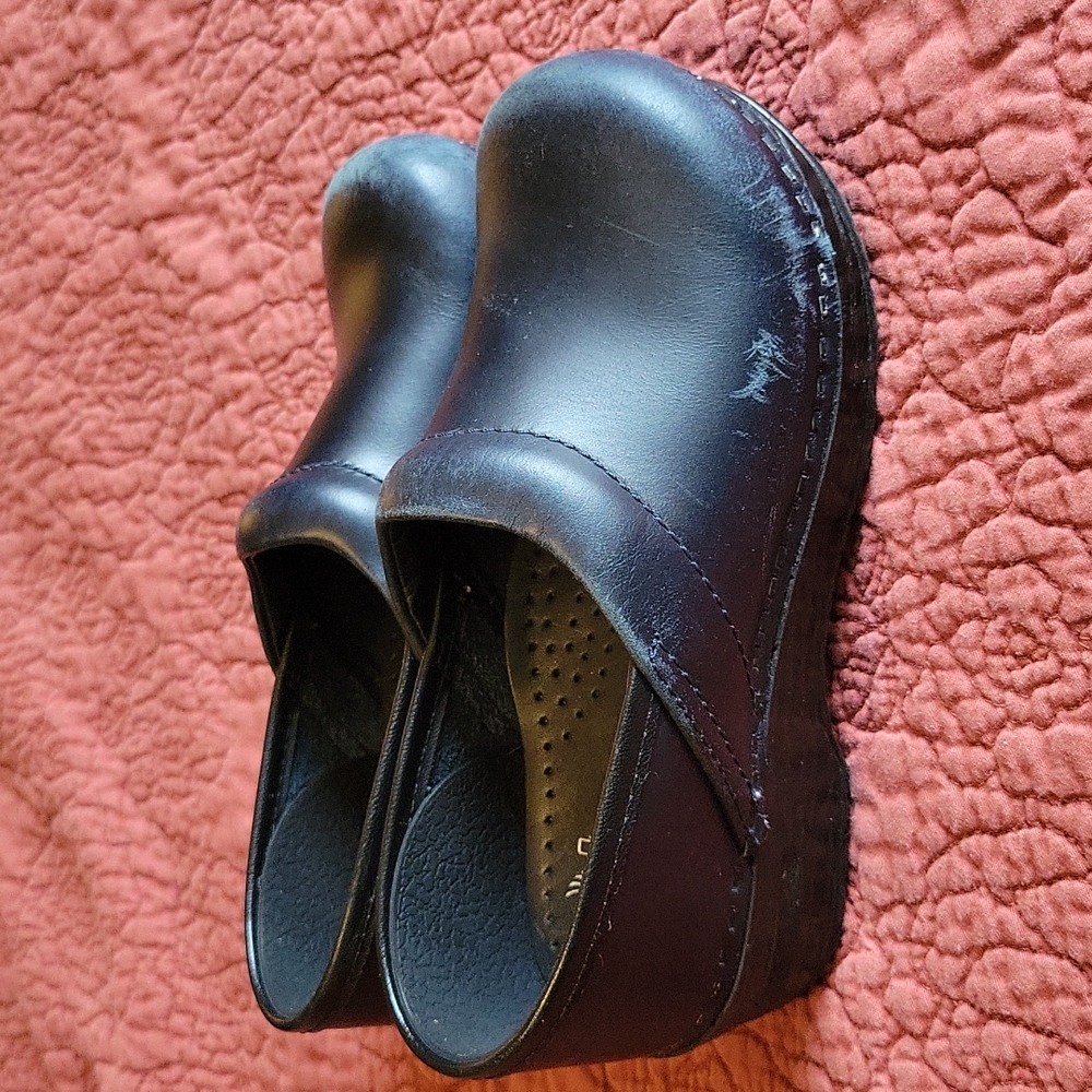 Kids' Dansko Professional